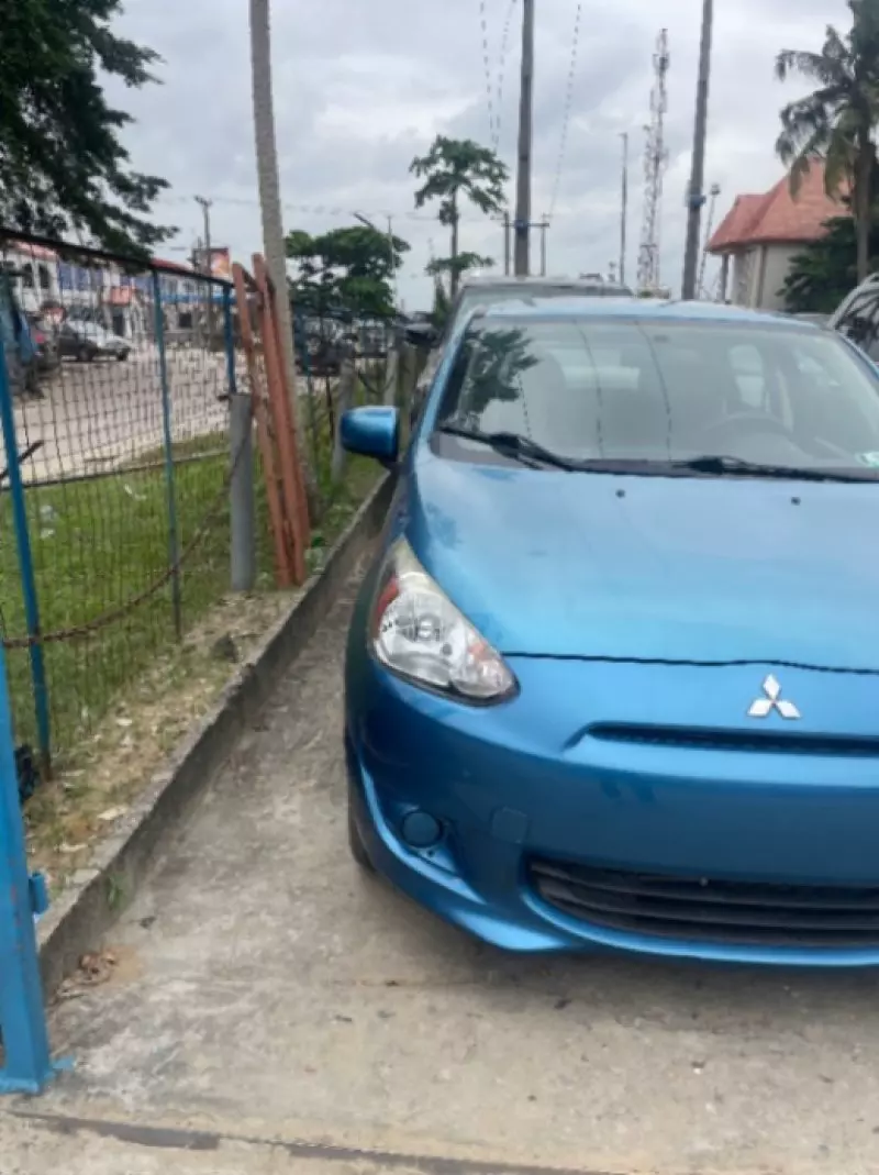 Mitsubishi Mirage   - 2015