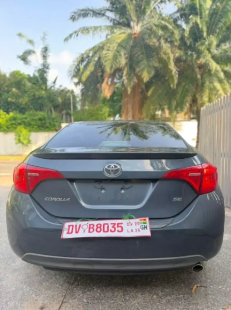 TOYOTA Corolla   - 2017