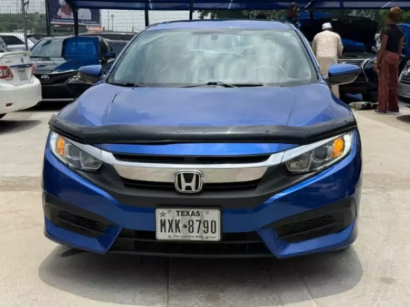 Honda Civic   - 2016
