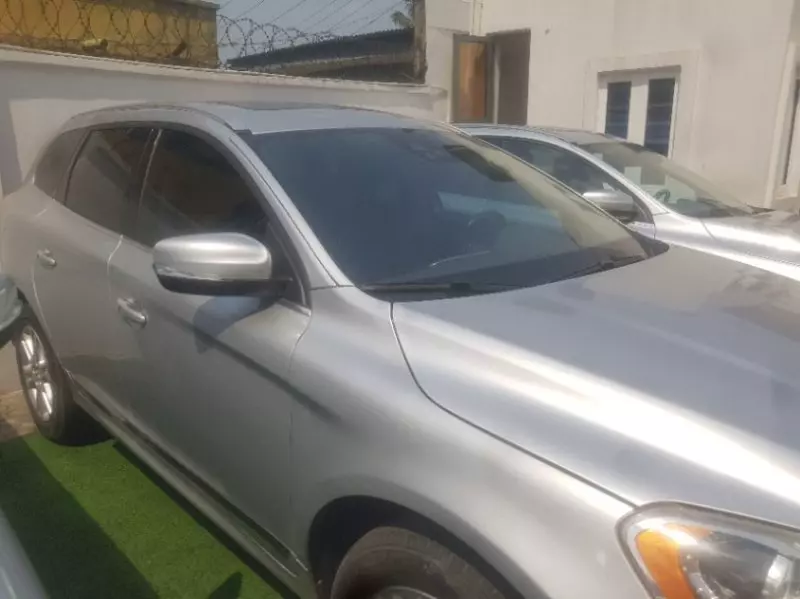 Volvo XC60   - 2015