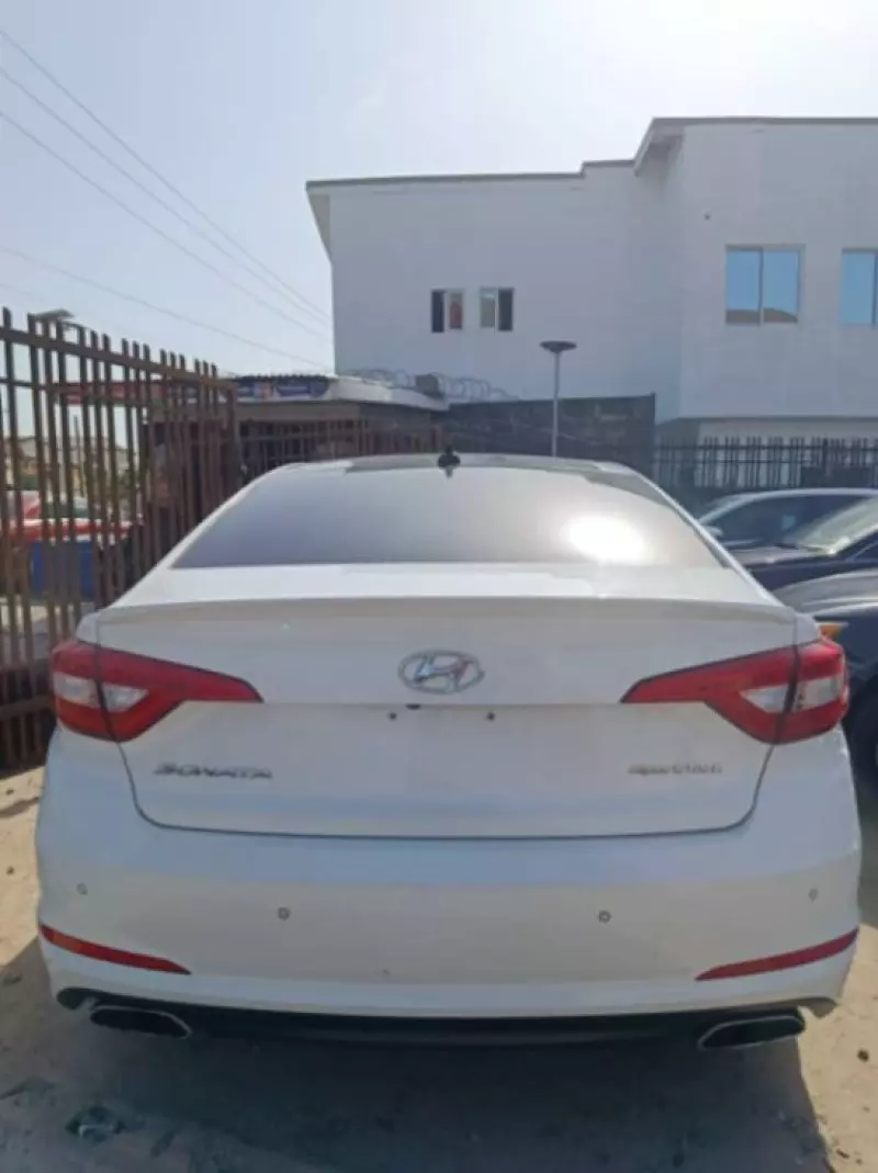 Hyundai Sonata - 2016