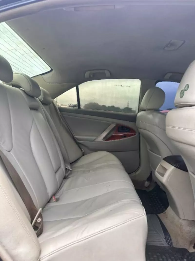 TOYOTA Camry   - 2009