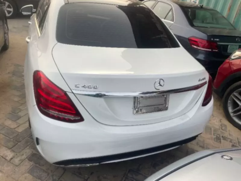 Mercedes-Benz C-Class - 2015