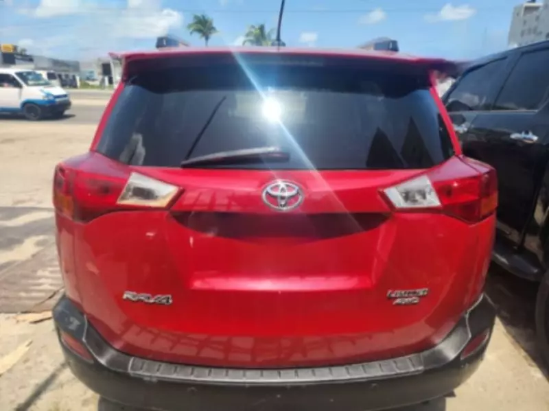 Toyota RAV 4   - 2015