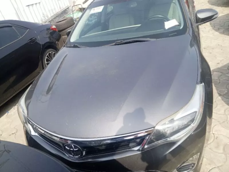 Toyota Avalon - 2014