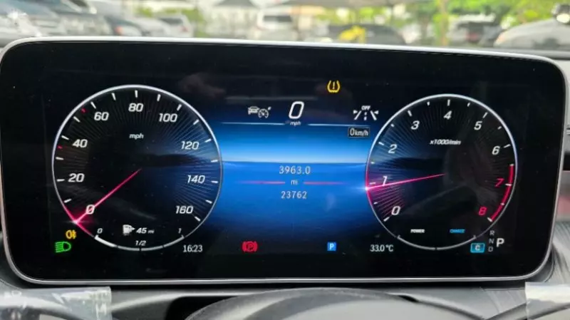 Mercedes-Benz C 300   - 2023