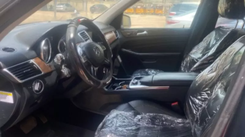 Mercedes-Benz ML-Class   - 2012