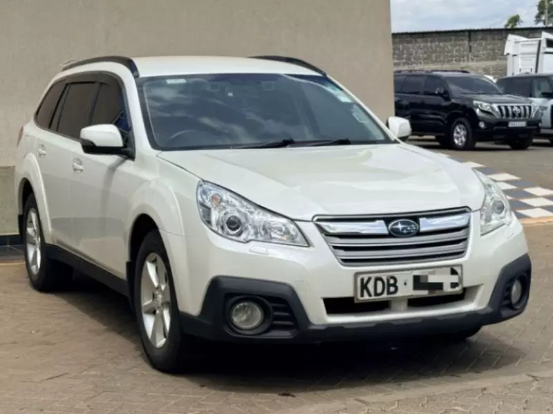 Subaru Outback   - 2013