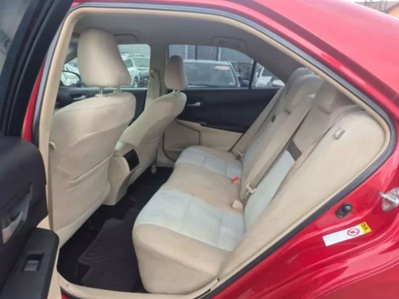 TOYOTA Camry   - 2012