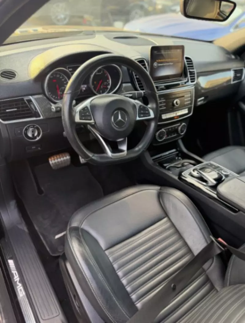 Mercedes-Benz GLE-Class   - 2018