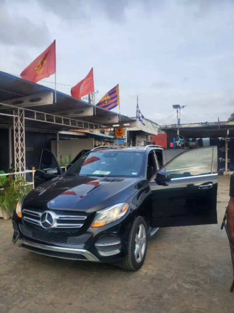 Mercedes-Benz GLE 350 - 2018