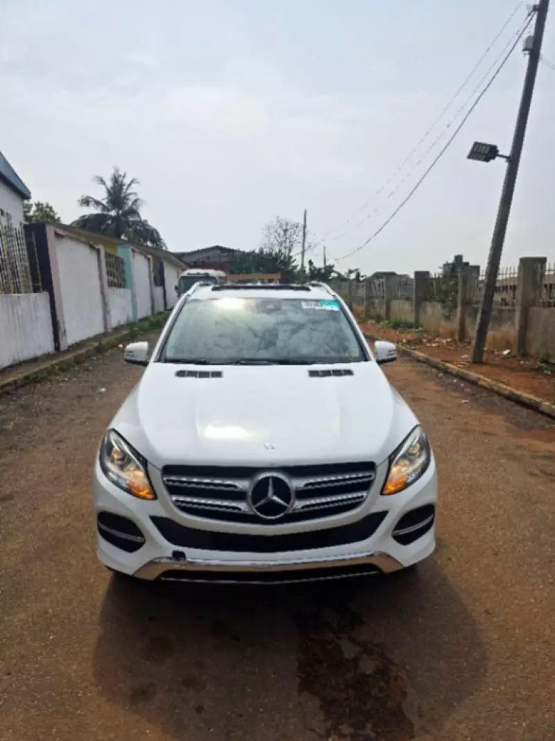 Mercedes-Benz GLE 350   - 2016
