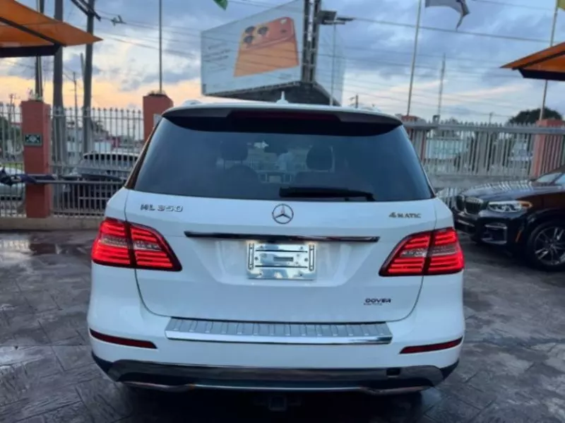 Mercedes-Benz ML-Class   - 2015