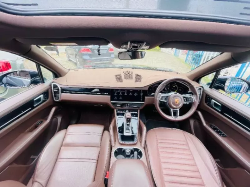 PORSCHE Cayenne   - 2018
