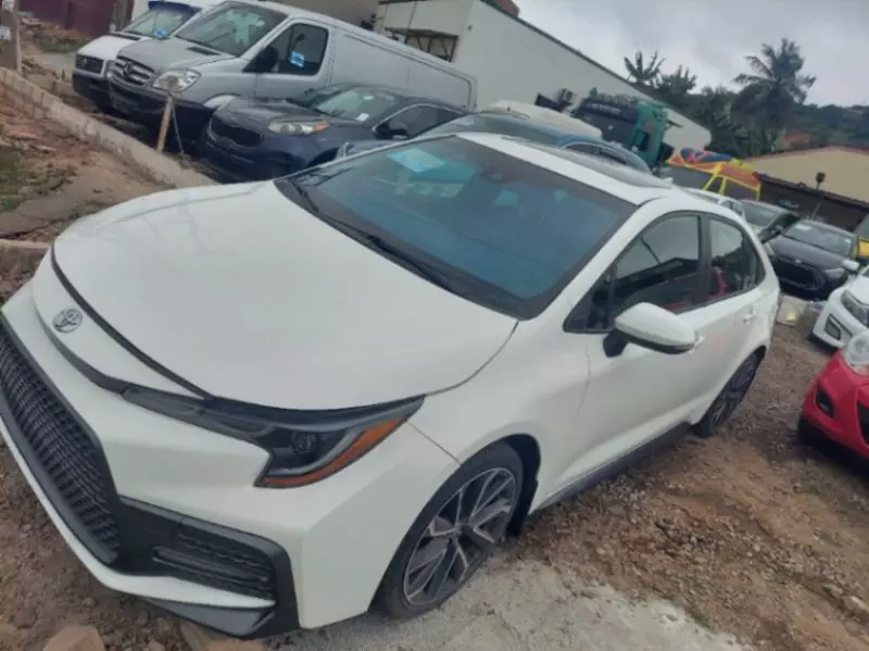 TOYOTA Corolla   - 2020