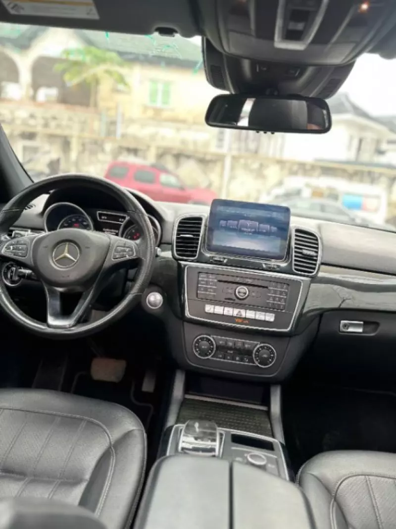 Mercedes-Benz ML 350   - 2013