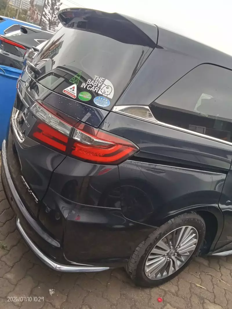 Honda Odyssey Absolute   - 2019