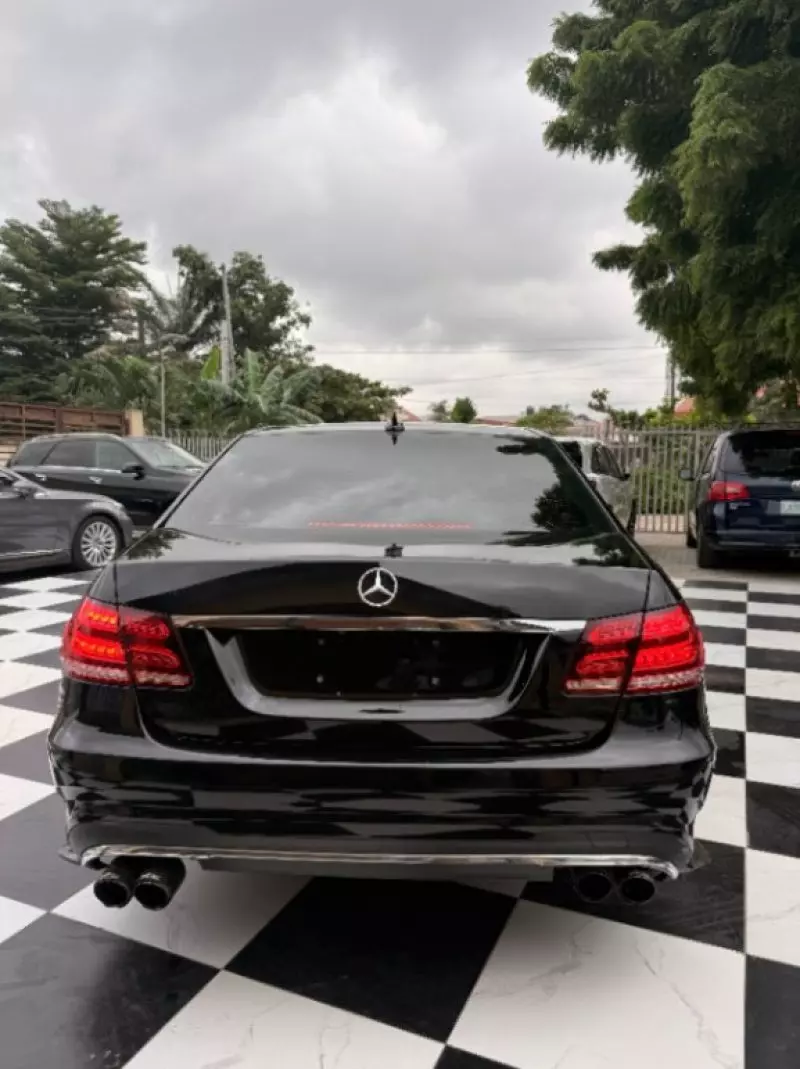 Mercedes-Benz E-Class   - 2015