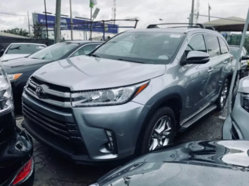 TOYOTA Highlander - 2015