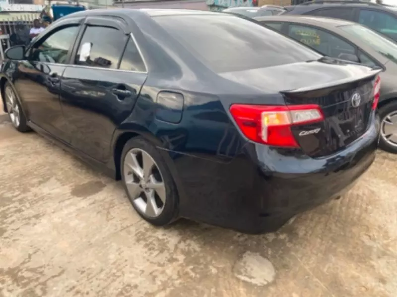 TOYOTA Camry   - 2014