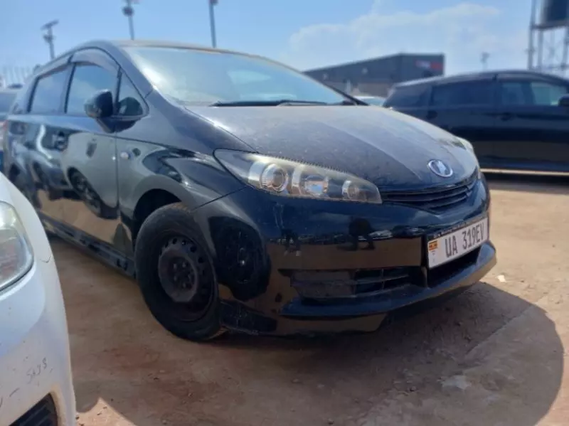 TOYOTA Wish   - 2011