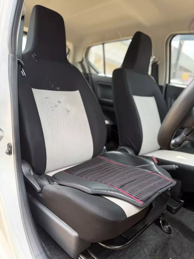 Daihatsu Mira - 2019