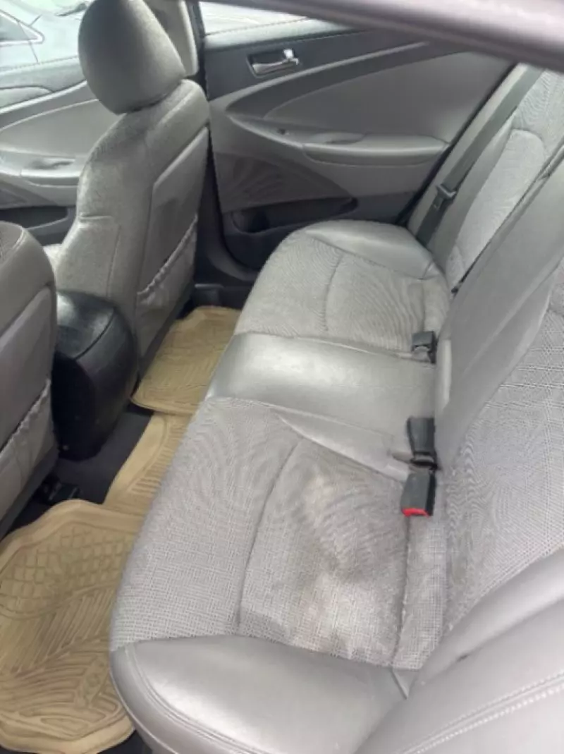 Hyundai Sonata   - 2013