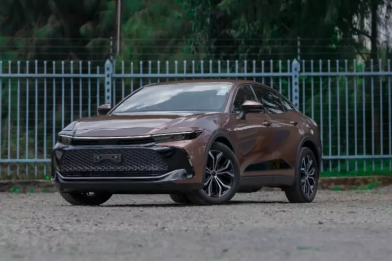 Toyota Crown    - 2022