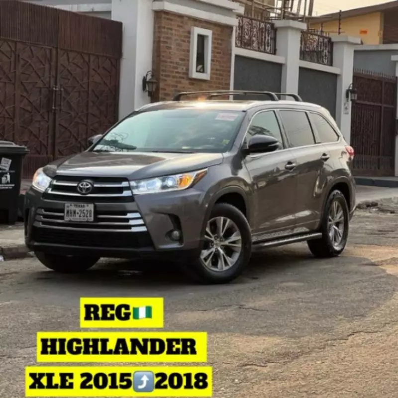 Toyota Highlander   - 2015