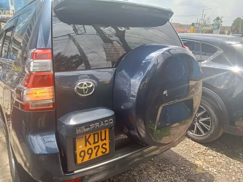 Toyota Prado   - 2013