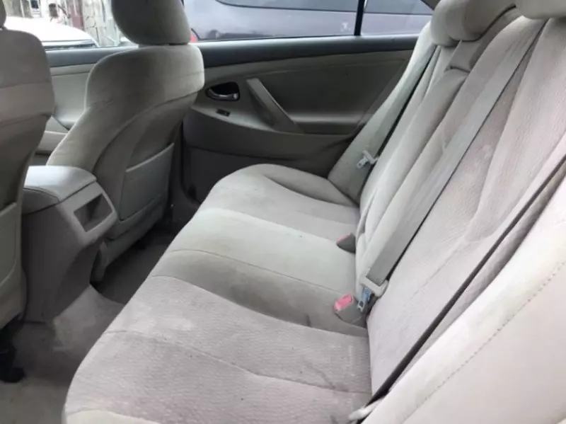 Toyota Camry - 2010
