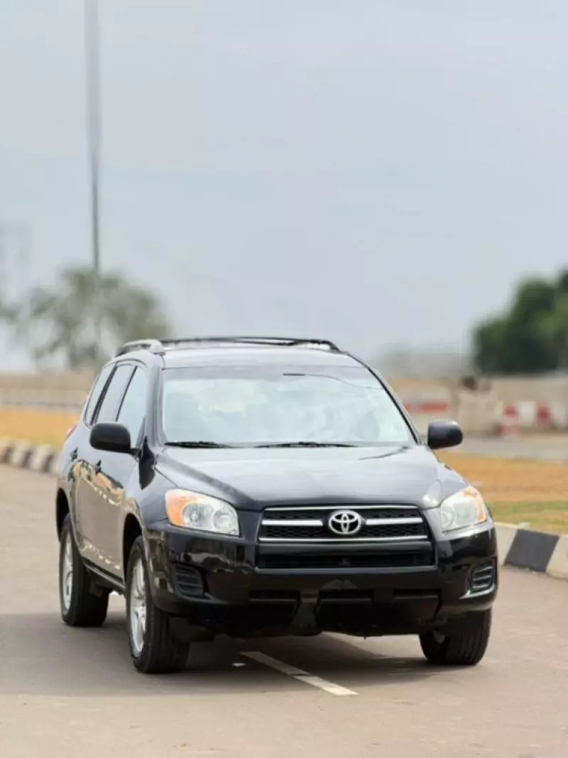 Toyota RAV4 - 2009