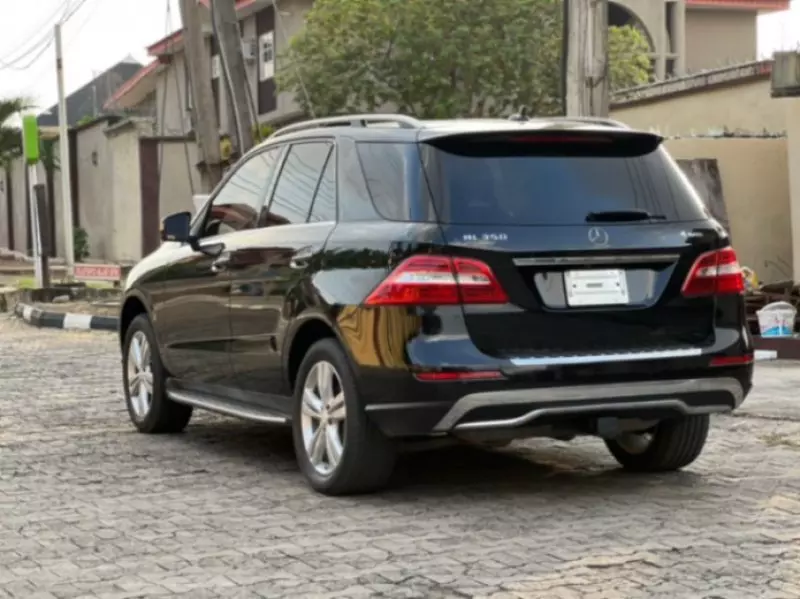 Mercedes-Benz ML 350   - 2013