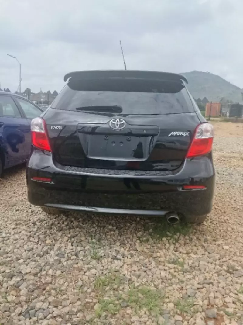 TOYOTA Corolla Matrix   - 2010