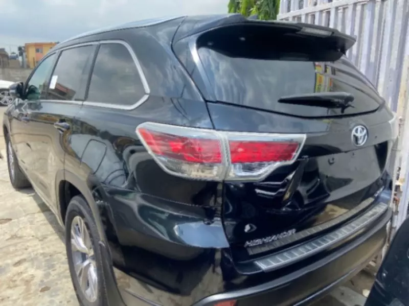 TOYOTA Highlander   - 2017