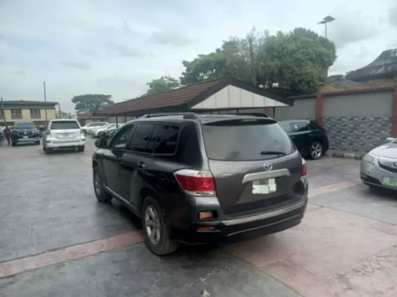 Toyota Highlander   - 2008