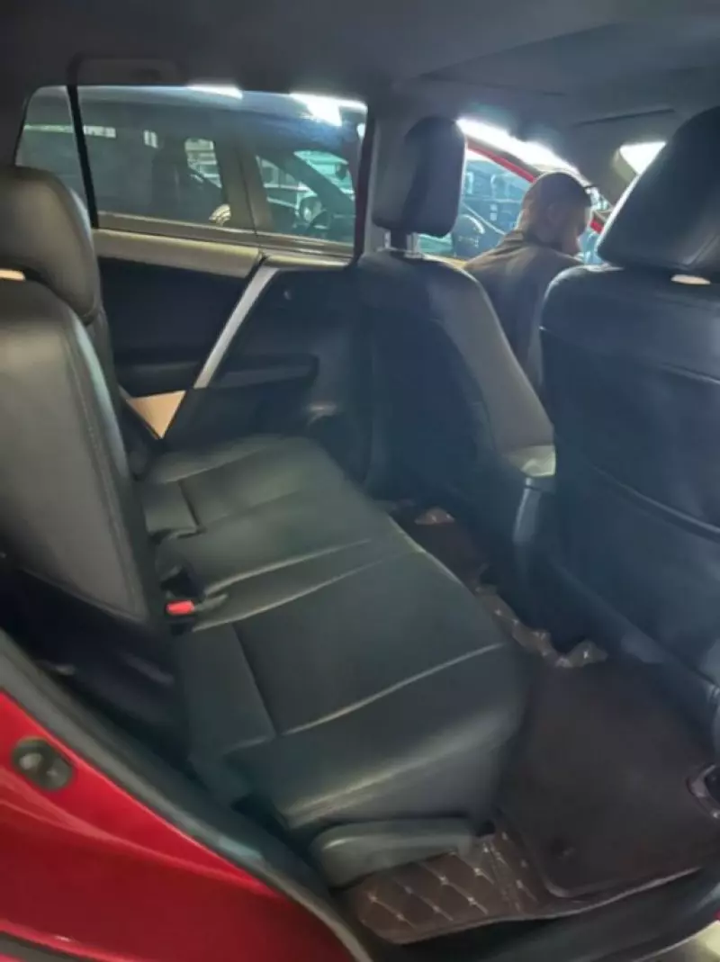 Toyota RAV 4   - 2016