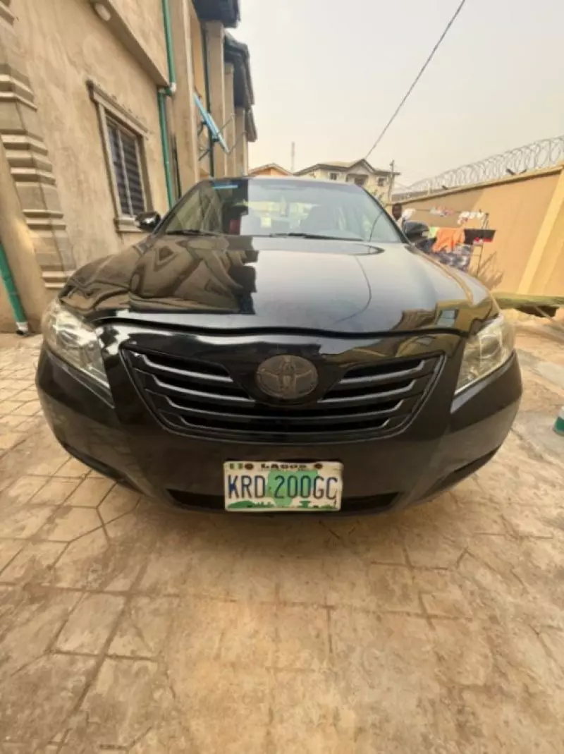 Toyota Camry   - 2007