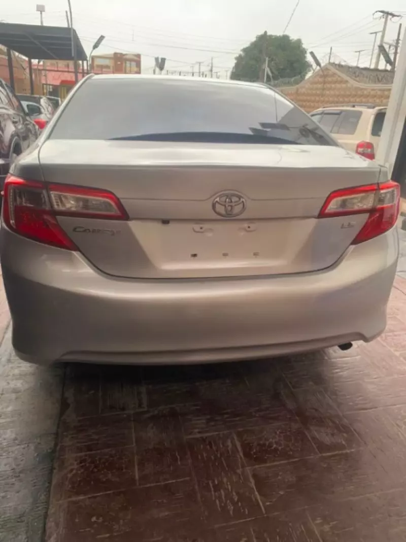 TOYOTA Camry   - 2014