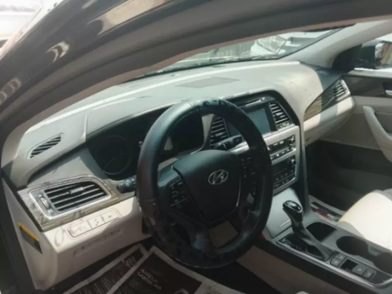 Hyundai Sonata   - 2015