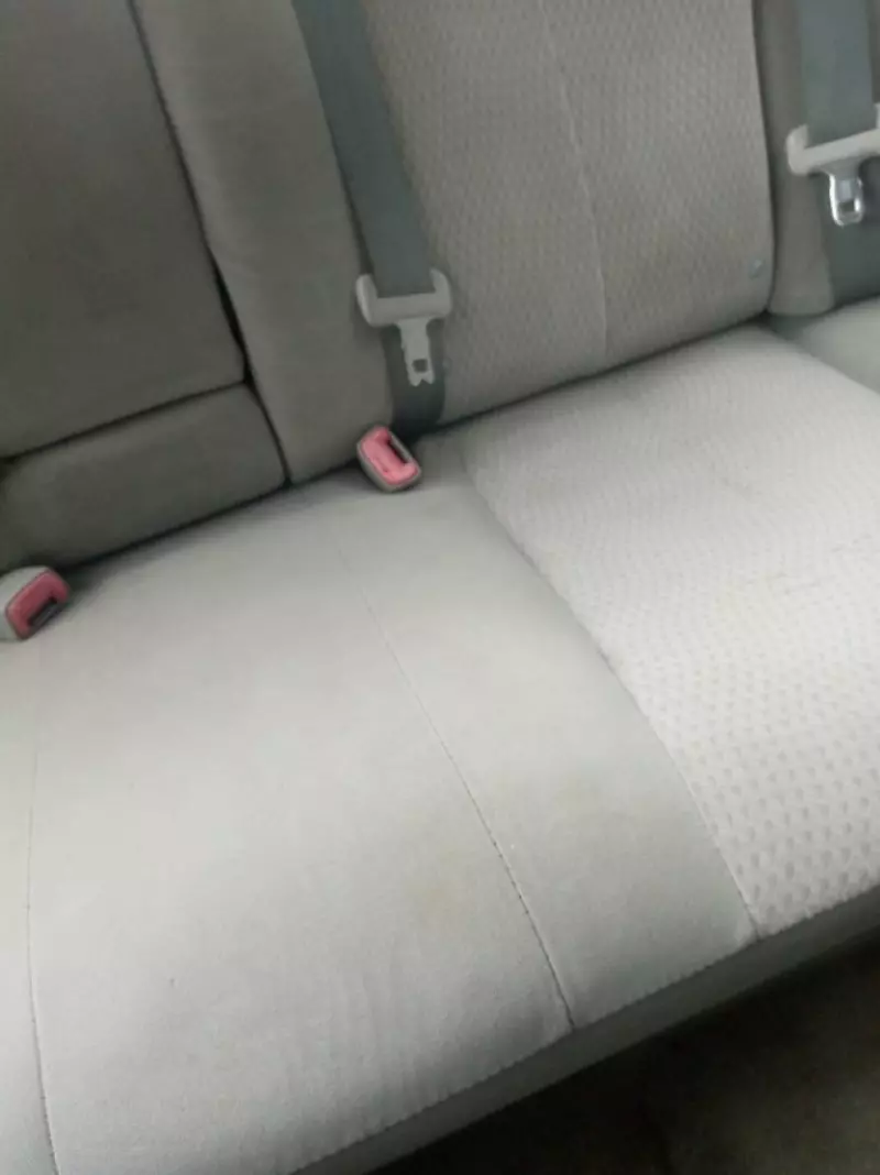 Toyota Camry   - 2011