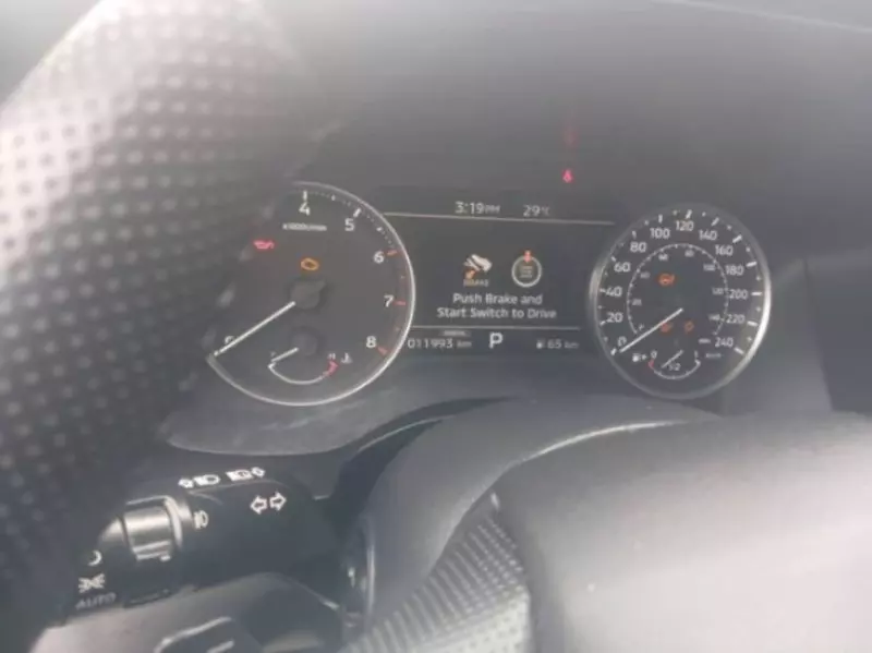 Mitsubishi OUTLANDER   - 2025