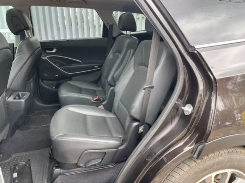 Hyundai Santa Fe   - 2017