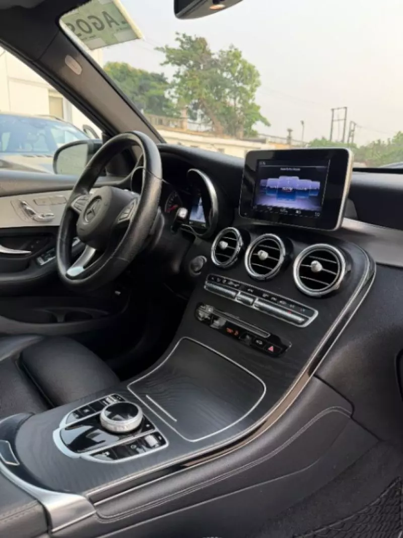 Mercedes-Benz GLC-Class   - 2019