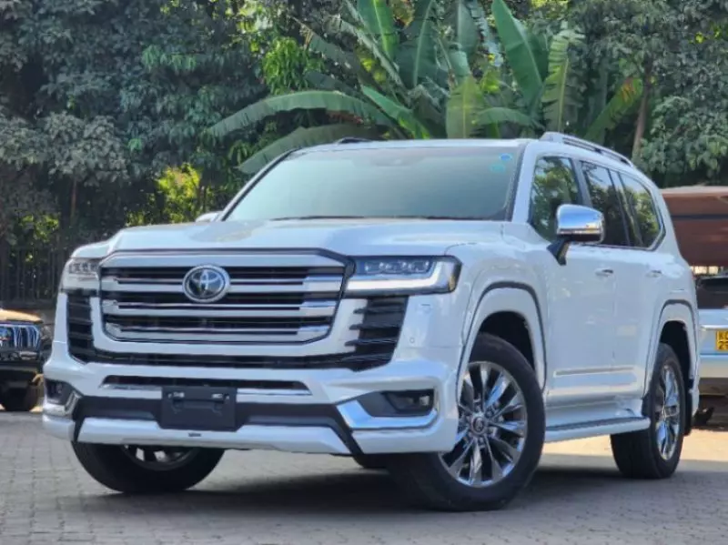 Toyota Landcruiser ZX   - 2023