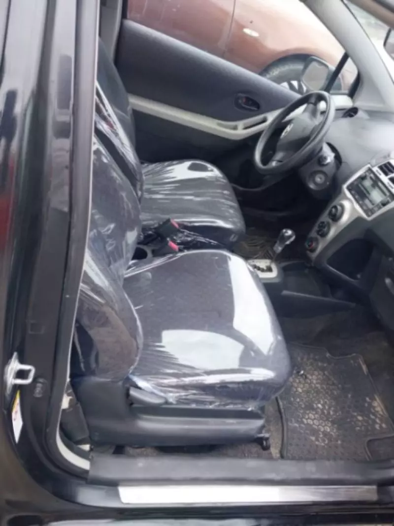 Toyota Yaris   - 2009