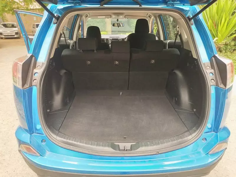 TOYOTA RAV 4   - 2017