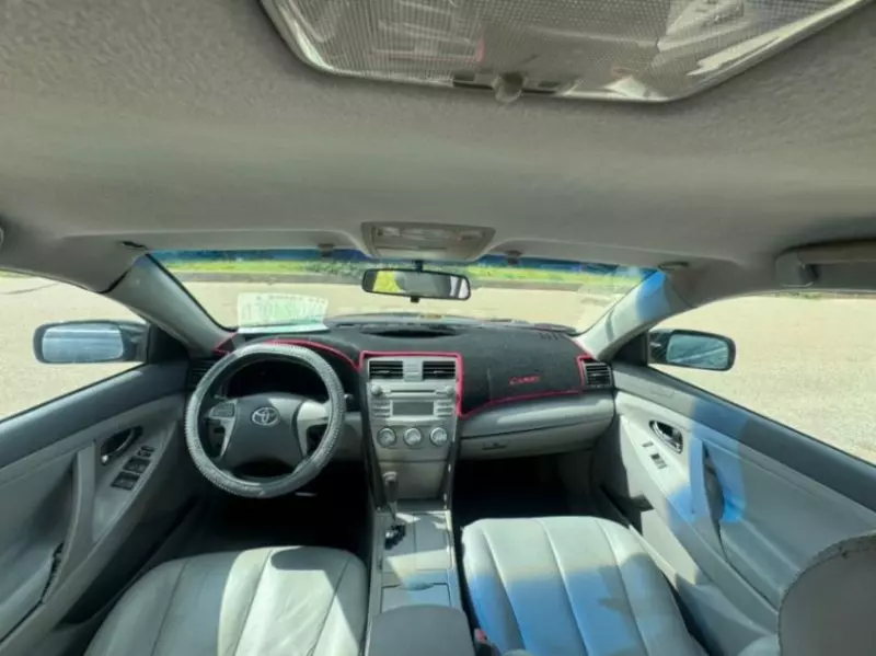 TOYOTA Camry   - 2010