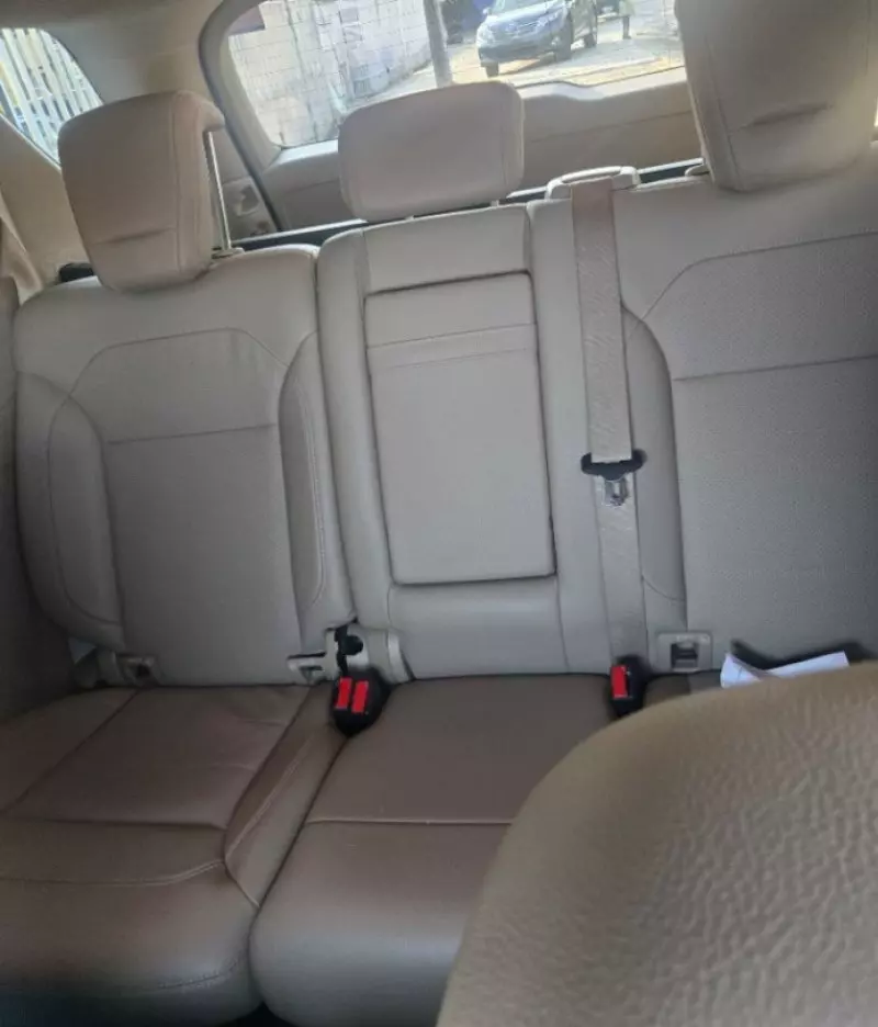 Lexus ES   - 2014
