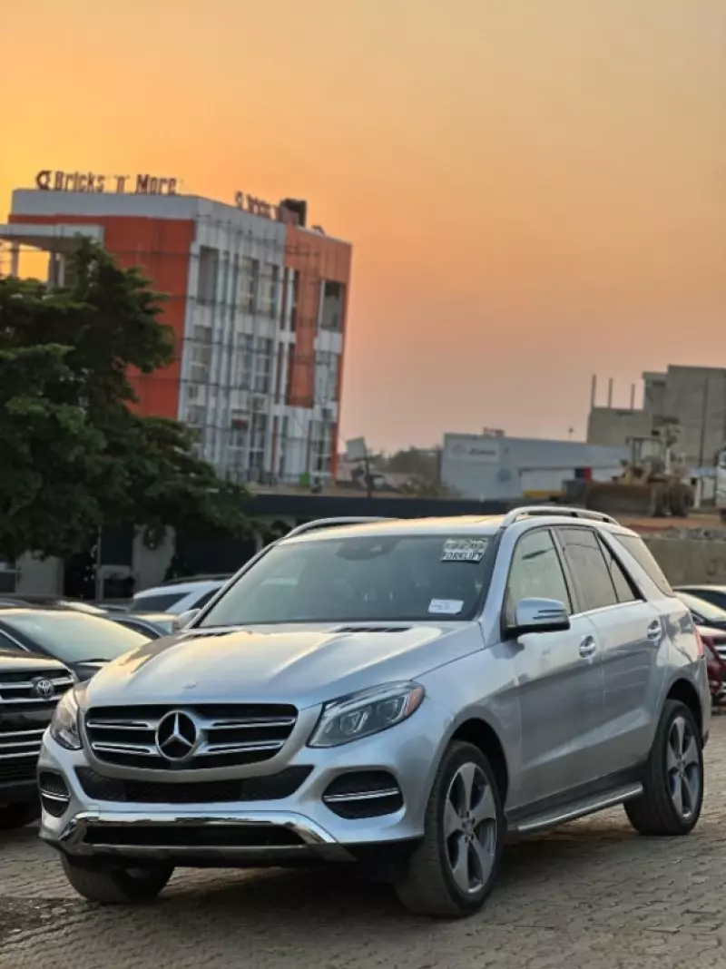 Mercedes-Benz GLE 350   - 2016